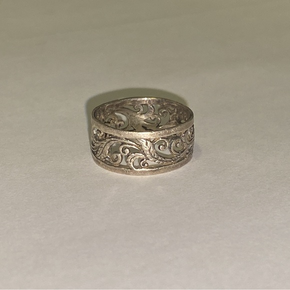 Sterling Silver Filigree Vine Leaf Band Ring Stamped 925 - Vintage. - Picture 11 of 12